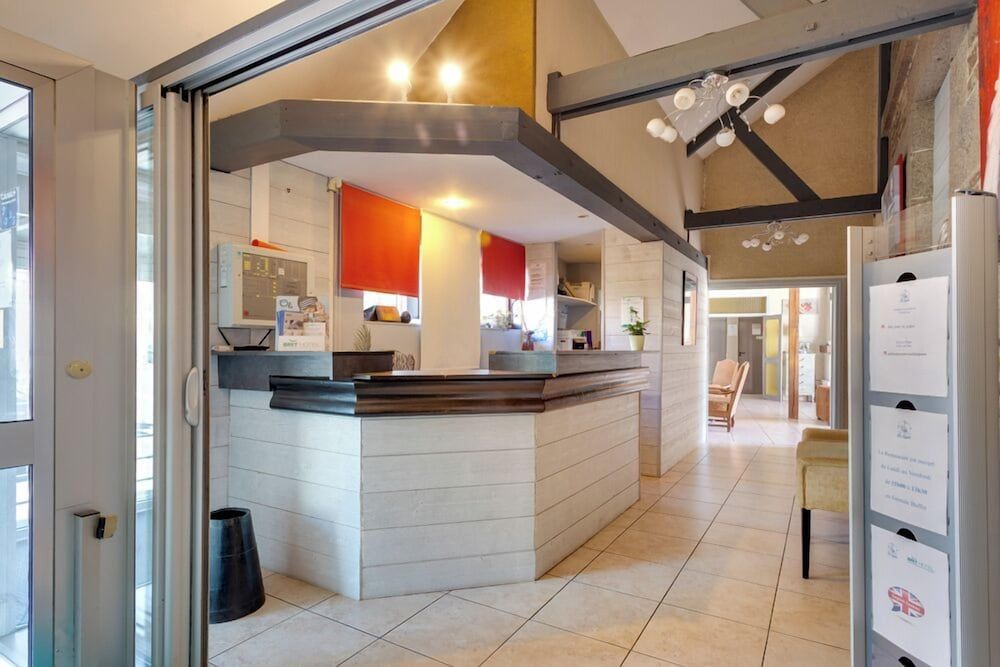 Brit Hotel le Cygne 2