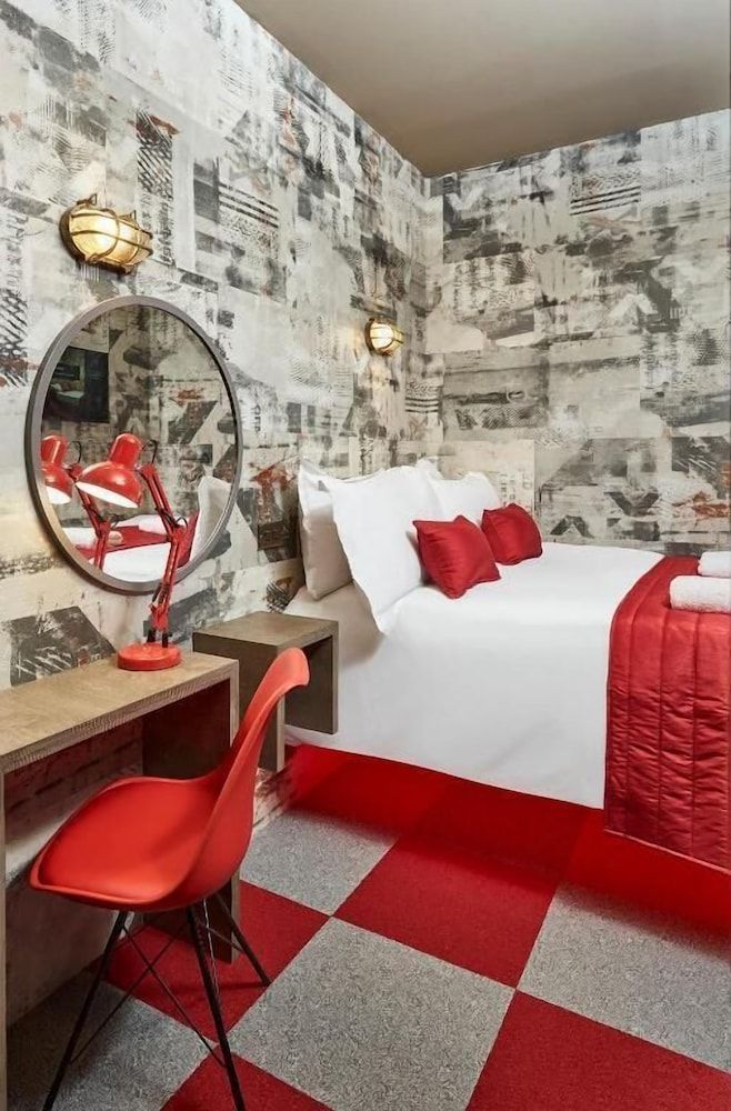 The Pier Rooms 2