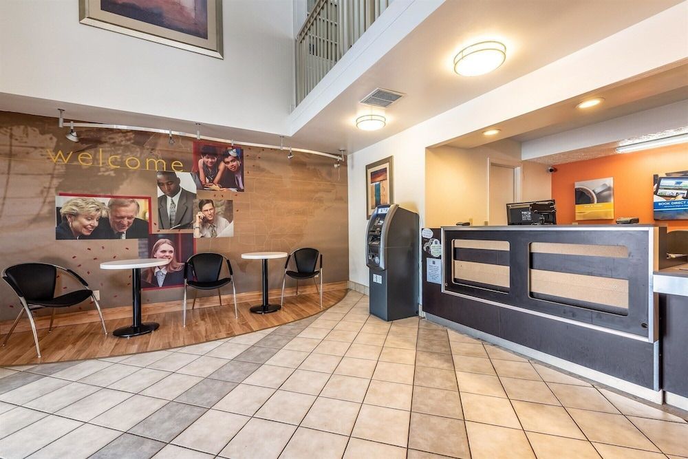 Motel 6-Gatlinburg, TN - Smoky Mountains 2