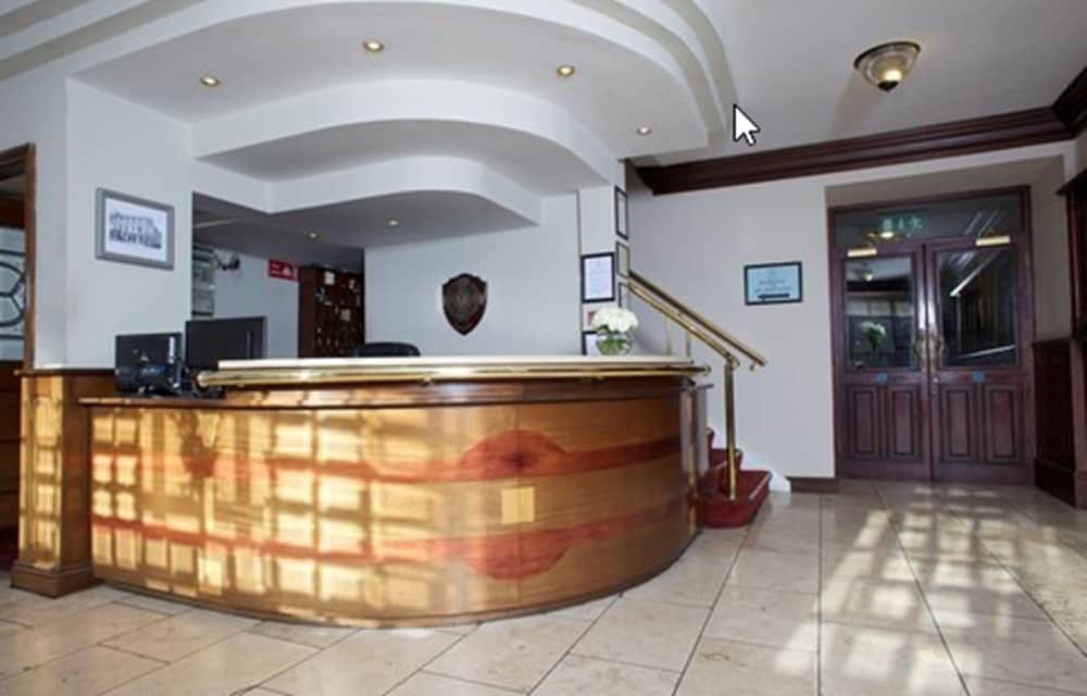 Hayes Hotel 2