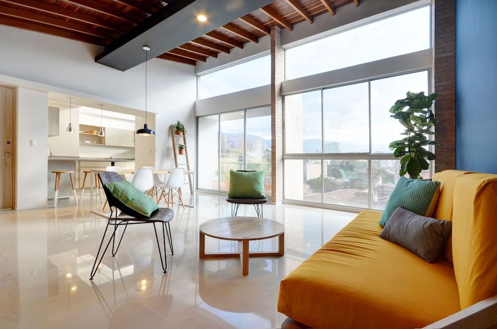 Manila House 1