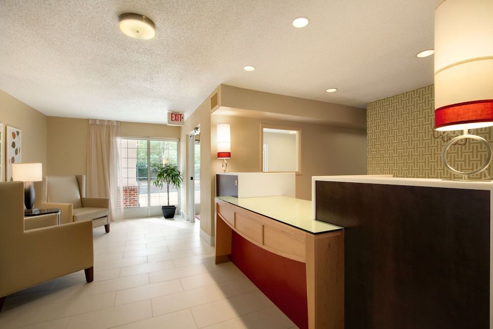 MainStay Suites Chicago Hoffman Estates 2
