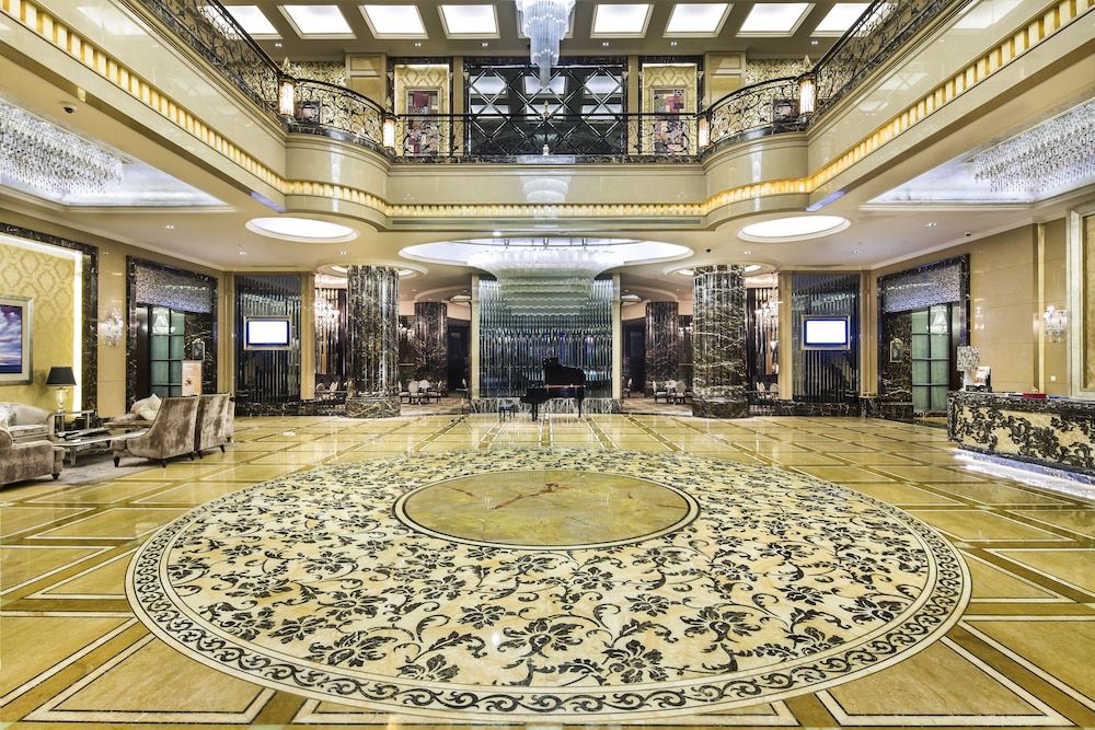 Chateau Star River Guangzhou Peninsula 2