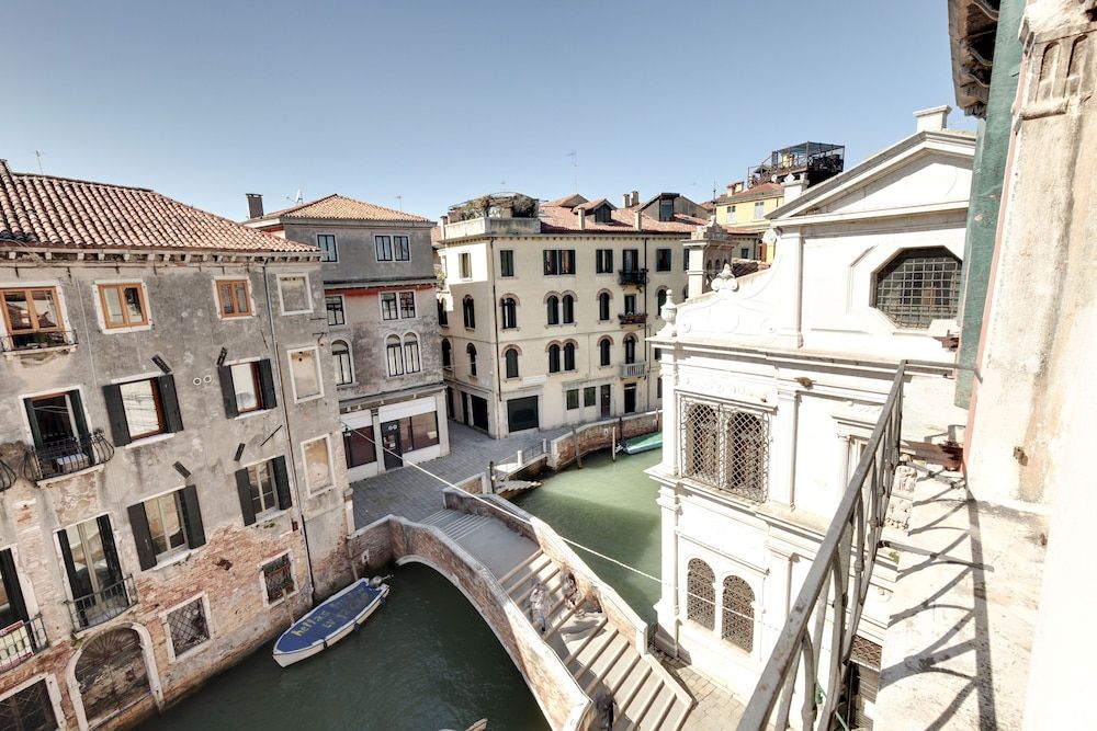 Palazzo Schiavoni Residenza d'epoca & Suite-Apartments 1