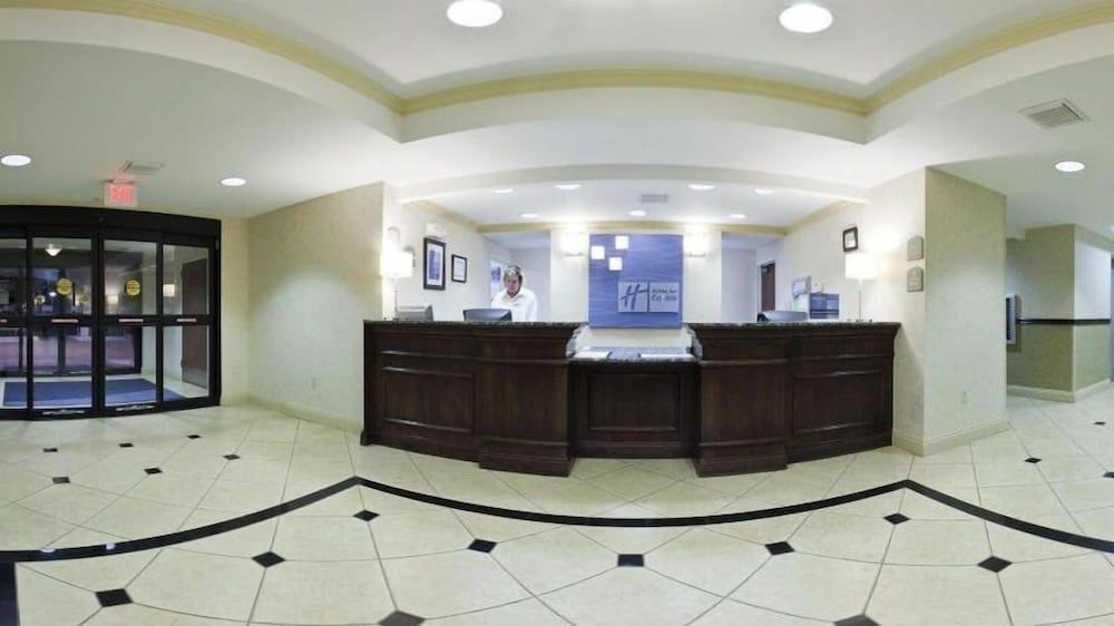 Holiday Inn Express & Suites MUSKOGEE by IHG 2