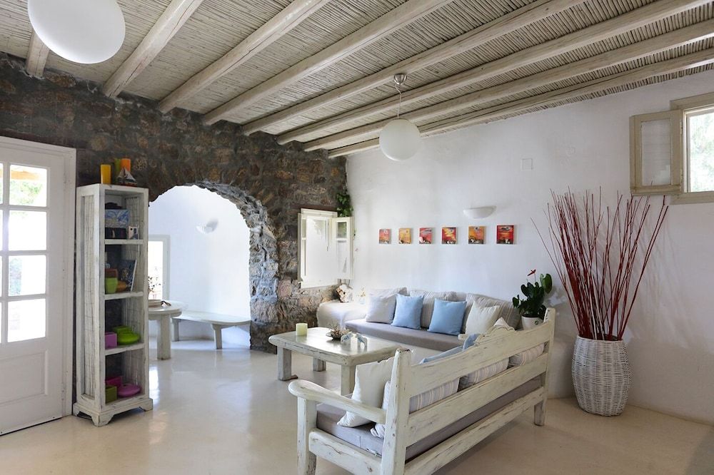Albatros Club Mykonos 2