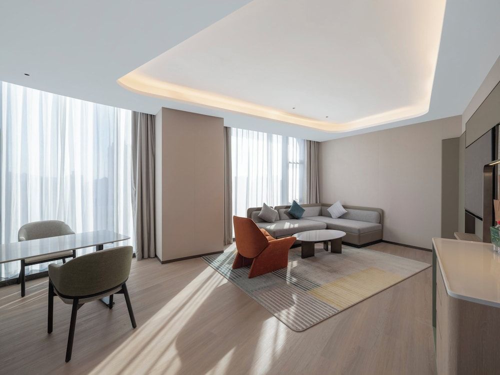 Holiday Inn Qingdao CBD by IHG 2