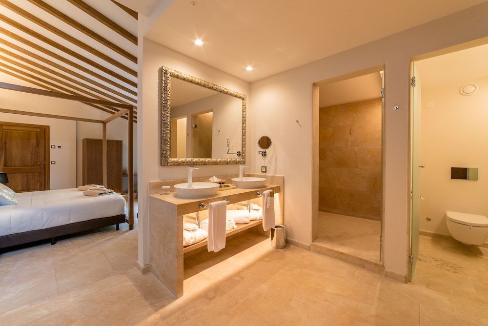 Hotel Creu de Tau Art & Spa - Adults Only 2