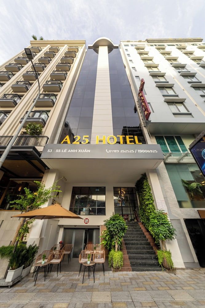 A25 Premium Hotel - 55 Lê Anh Xuân 1