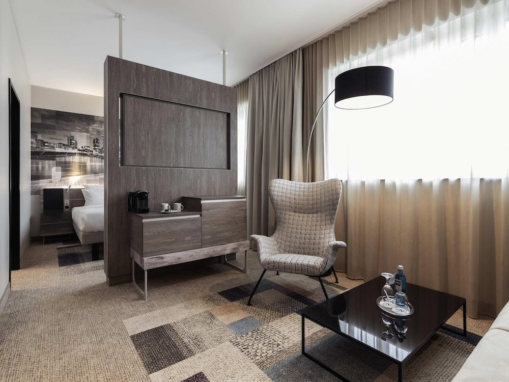 Novotel Duesseldorf Airport 1