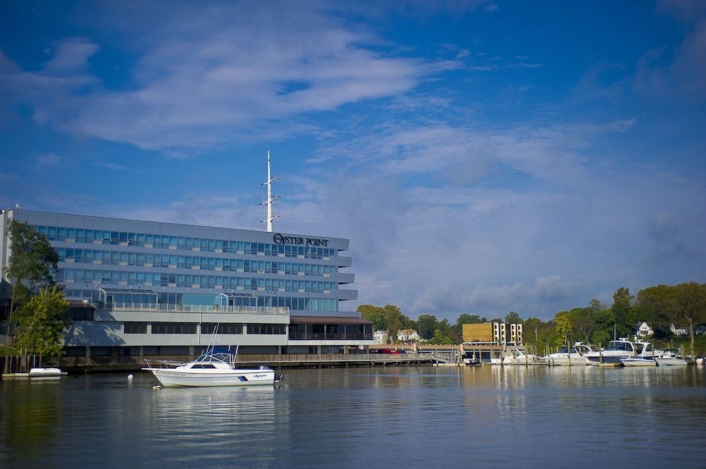 Oyster Point Hotel 1