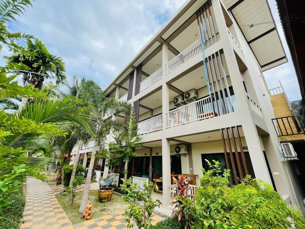 Family House Resort, Haad Rin 1