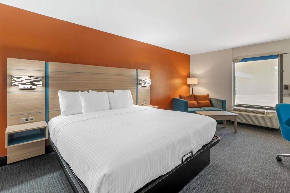 Best Western University Inn 1