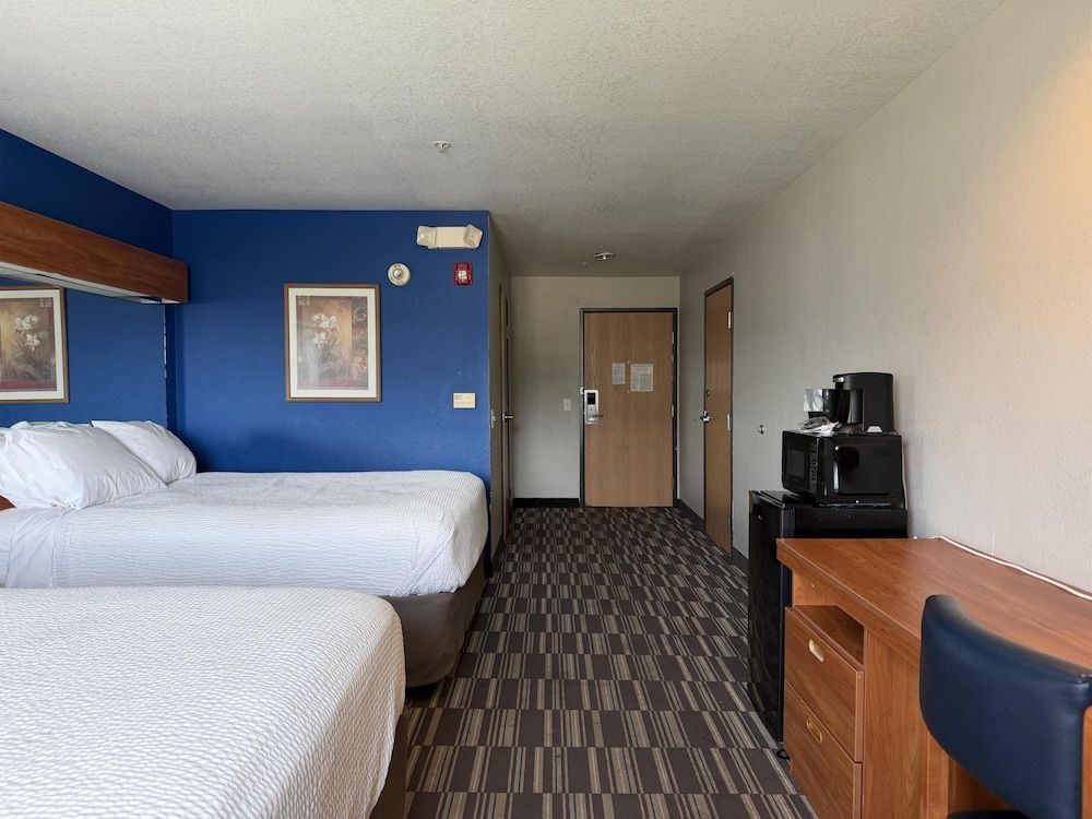 SureStay by Best Western Huntsville East 1
