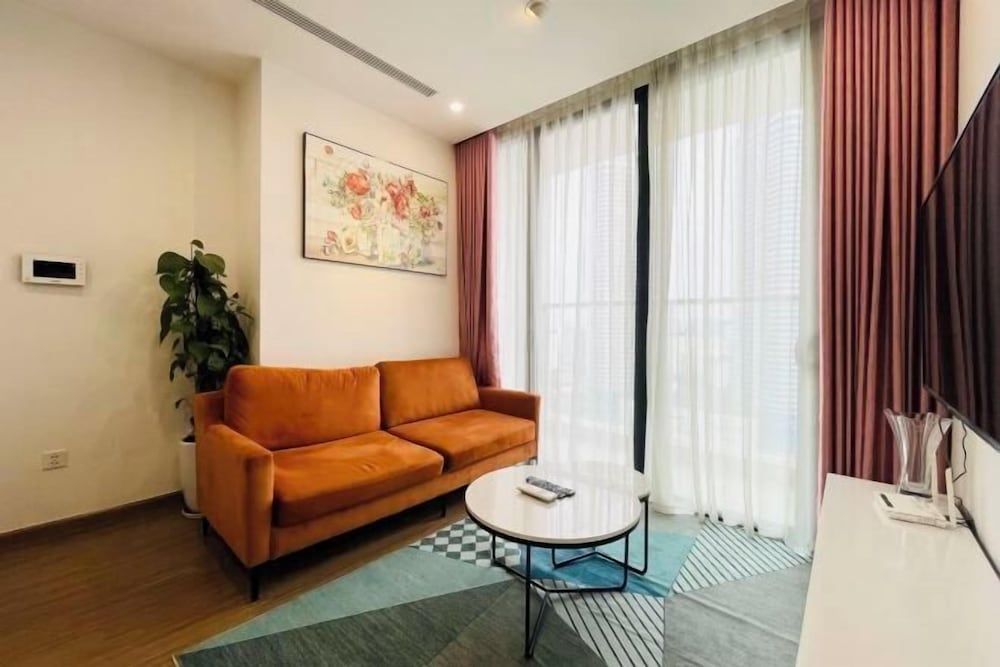 Flora Urban - Premium Apartment Vinhomes Skylake Near Keangnam 1