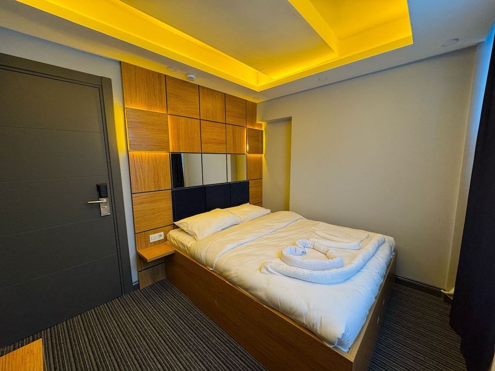 Premium Palace 1