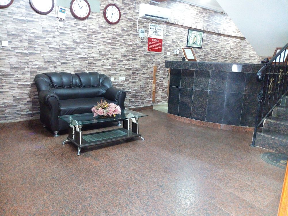 Richanthonio Suites 2