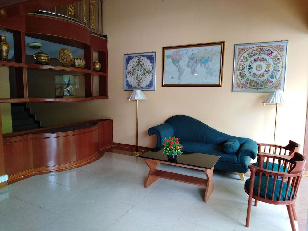 Sara Hotel 2