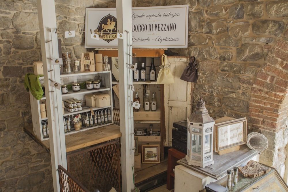 Borgo di Vezzano 2