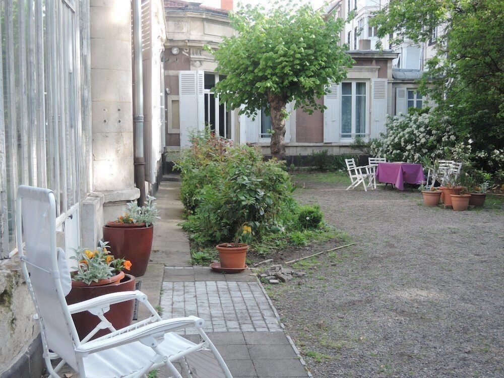 La Pause Doree 1