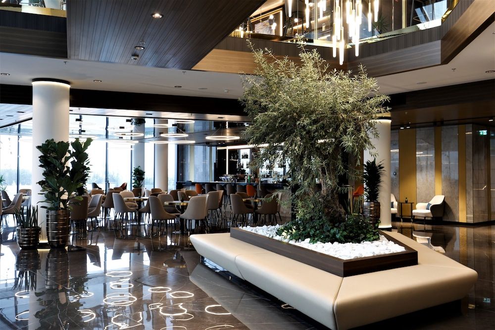 Grand Plaza Hotel & Congress Center 2