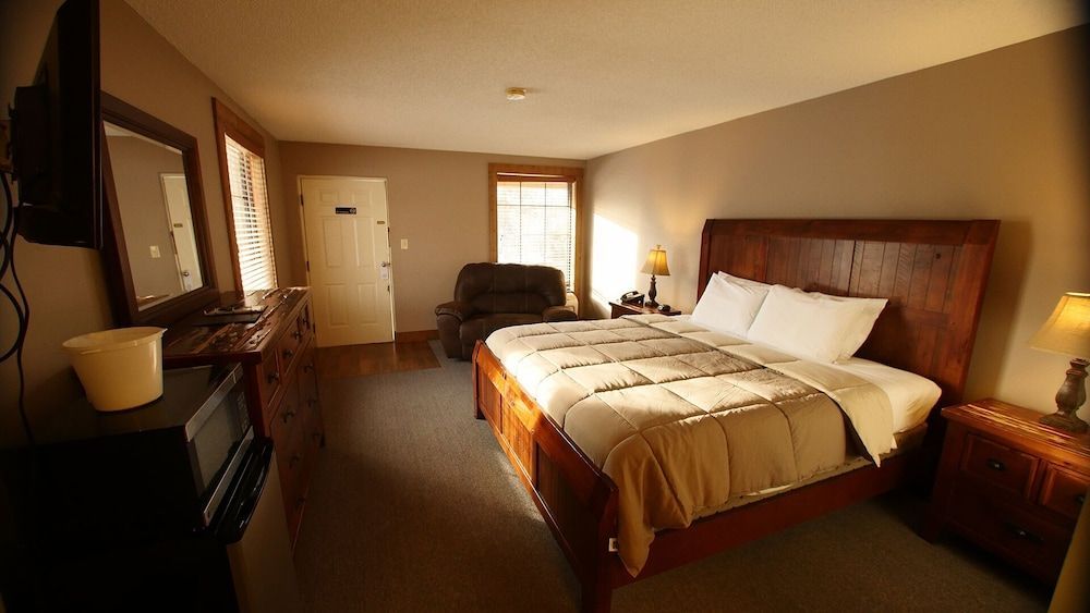 Skyline Lodge 1