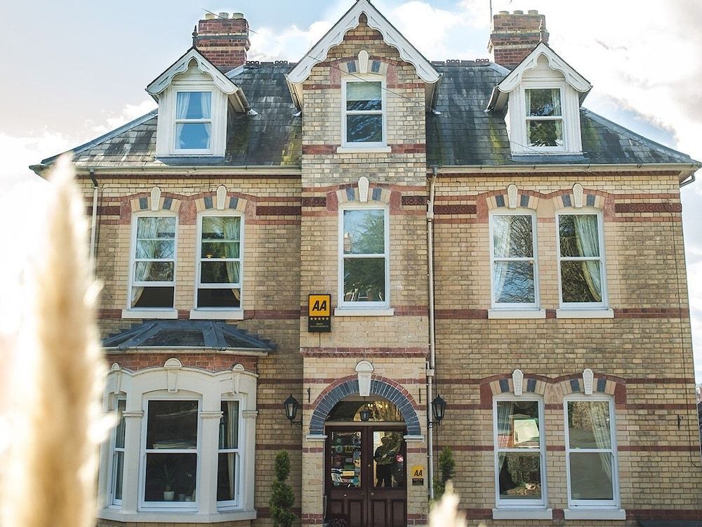 Somerville House 1