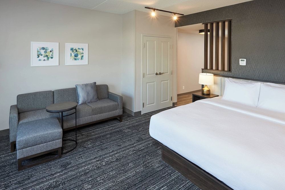 TownePlace Suites by Marriott Hamilton 1