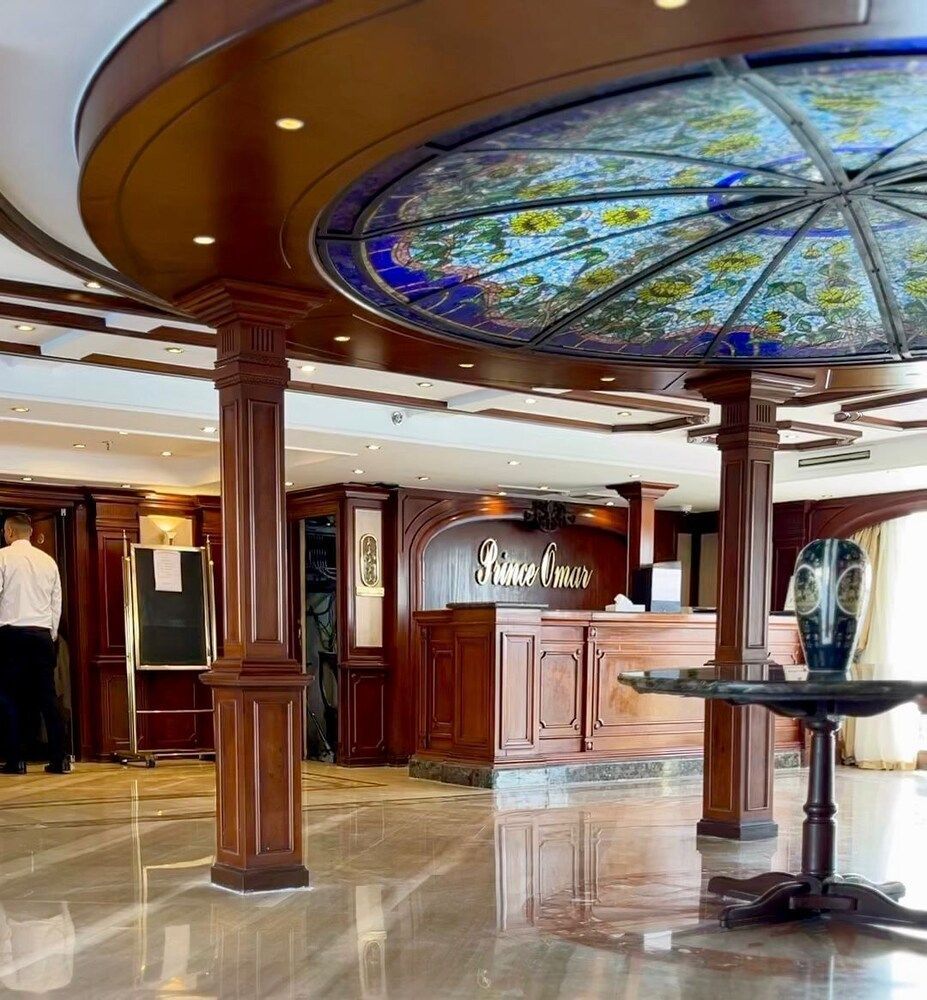 Mimi and Diamond Hotel 1