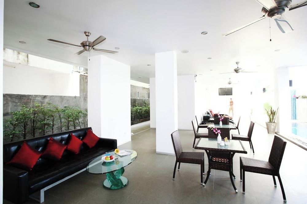 One World One Home Naiharn Hotel 2