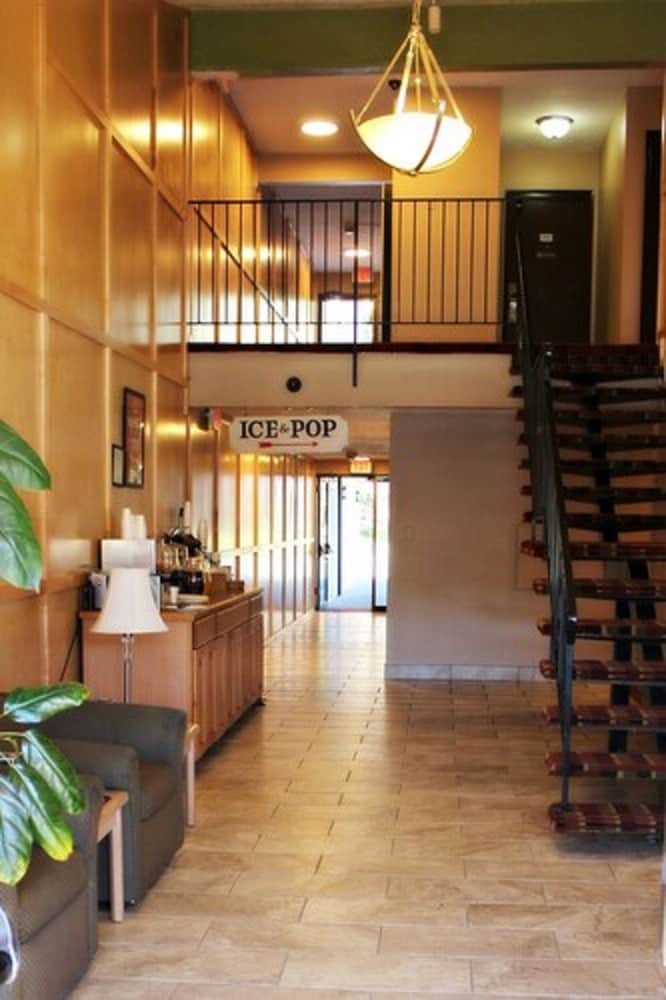 Americas Best Value Inn Kelso 2