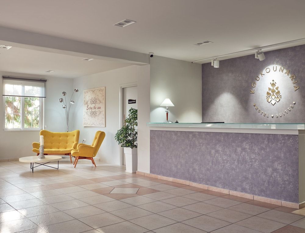 Koukounaria Hotel & Suites 2
