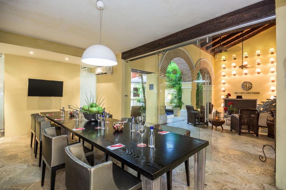 Royal La Merced 1