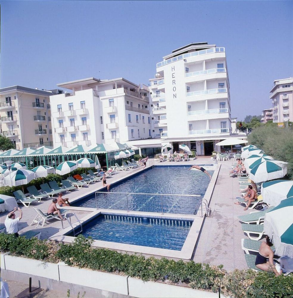 Hotel Heron 1
