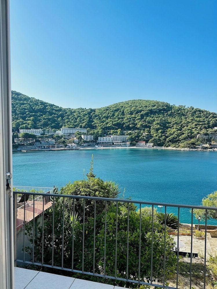 Dubrovnik apartments Beach front Studio 1