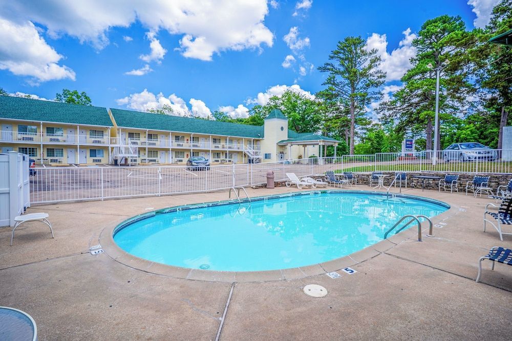 Hotel O Eureka Springs - Christ of Ozark Area 1