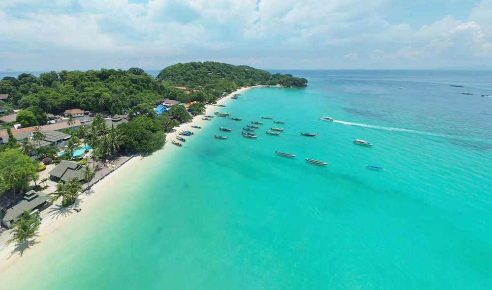 Phi Phi Holiday Resort 1