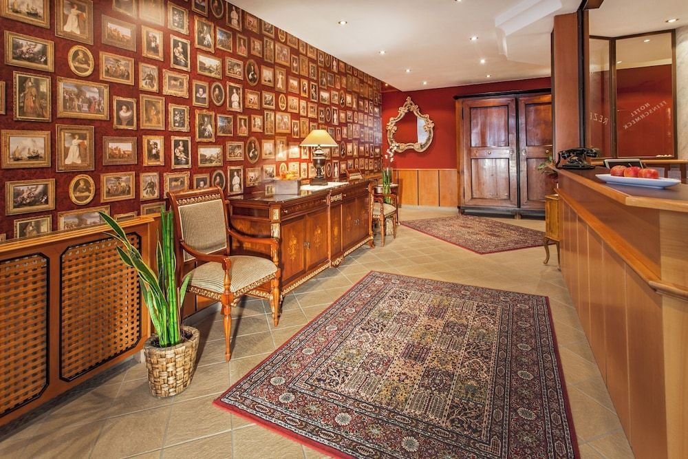 Cella Central Historic Boutique Hotel 2