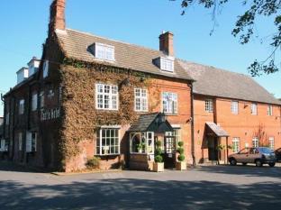 Castle Hotel by Chef & Brewer Collection 1
