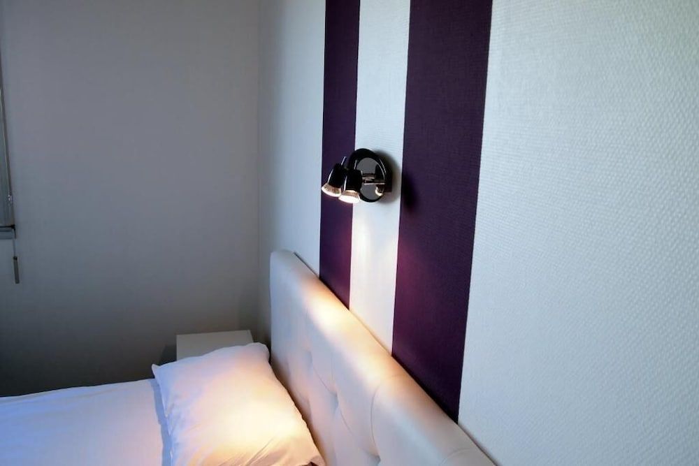 Hotel Le Rohu Vannes 2