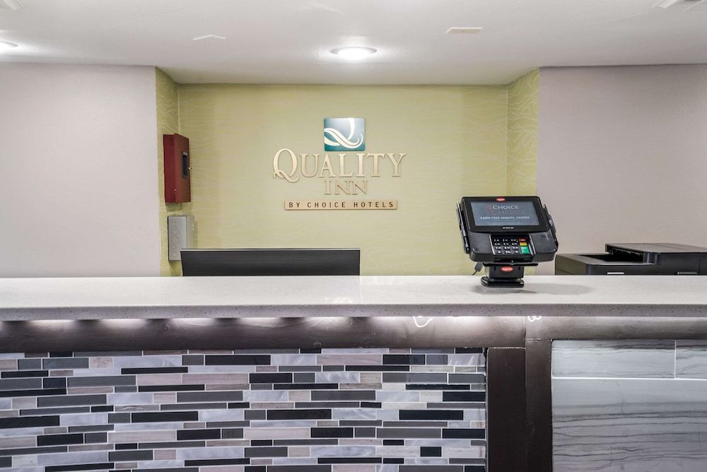 Quality Inn Greer - Greenville 1