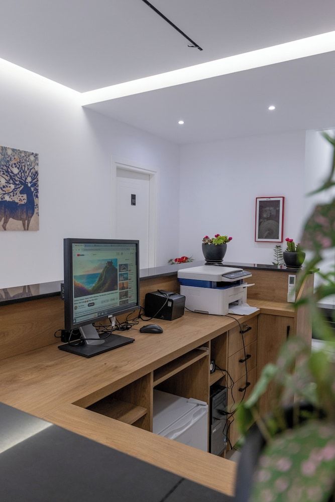 Hotel Flori 2