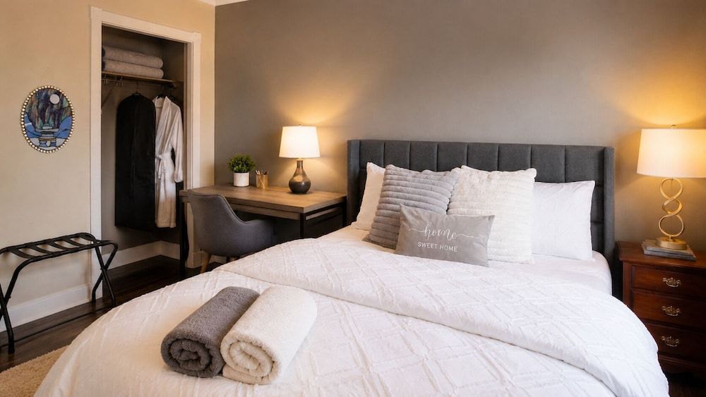 Tuscan Ridge Guesthouse Calgary West 1