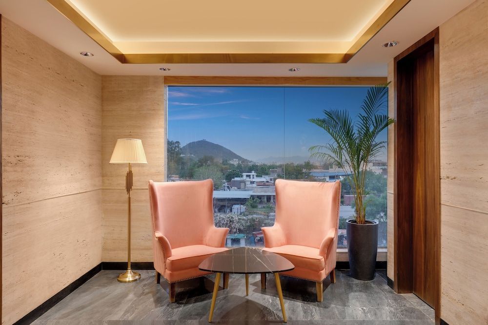 Keys Lite by Lemon Tree Hotels, Urban Square, Udaipur 2