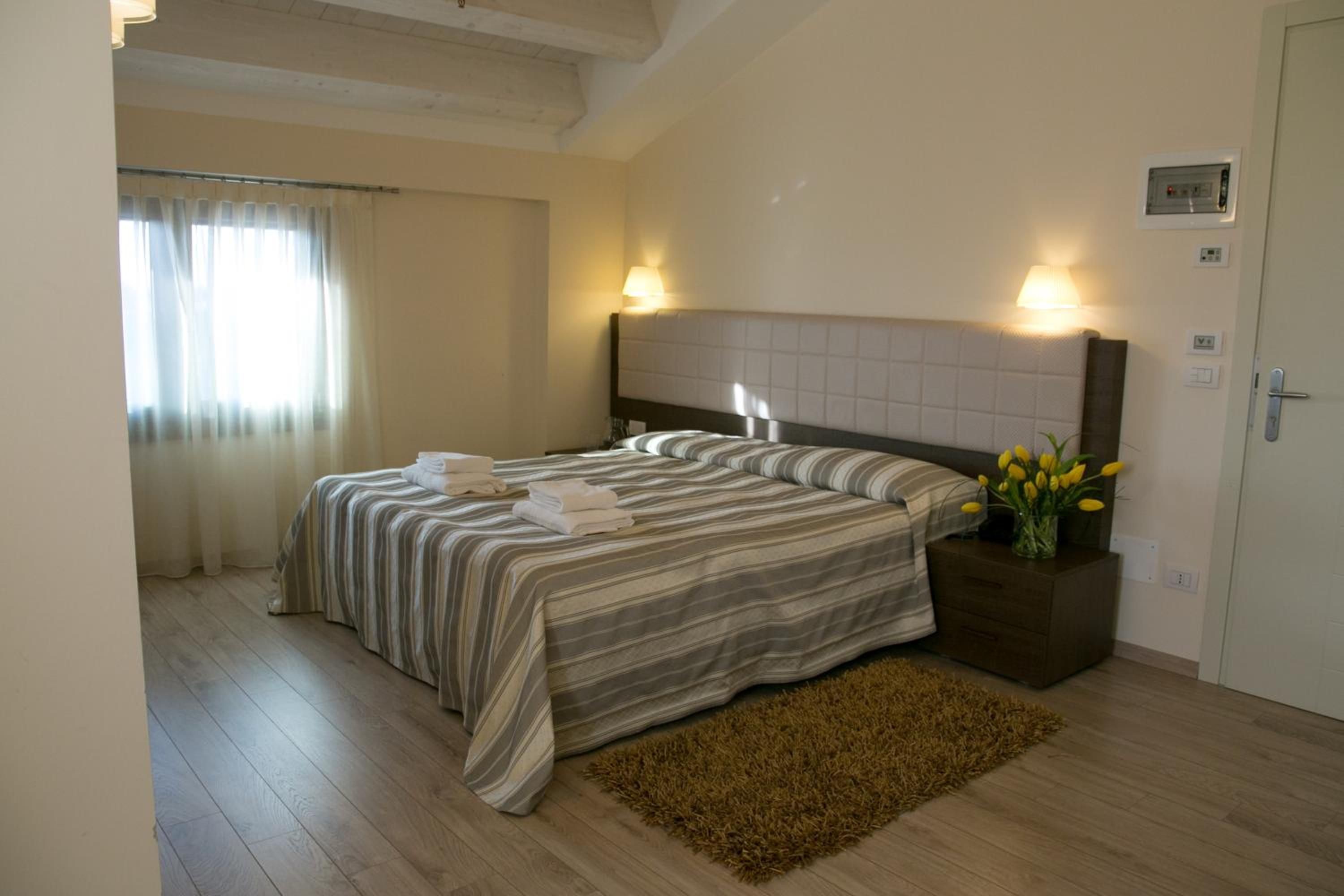 Hotel Calinferno 1