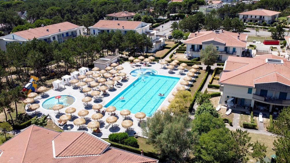 Summertime Family Resort 1