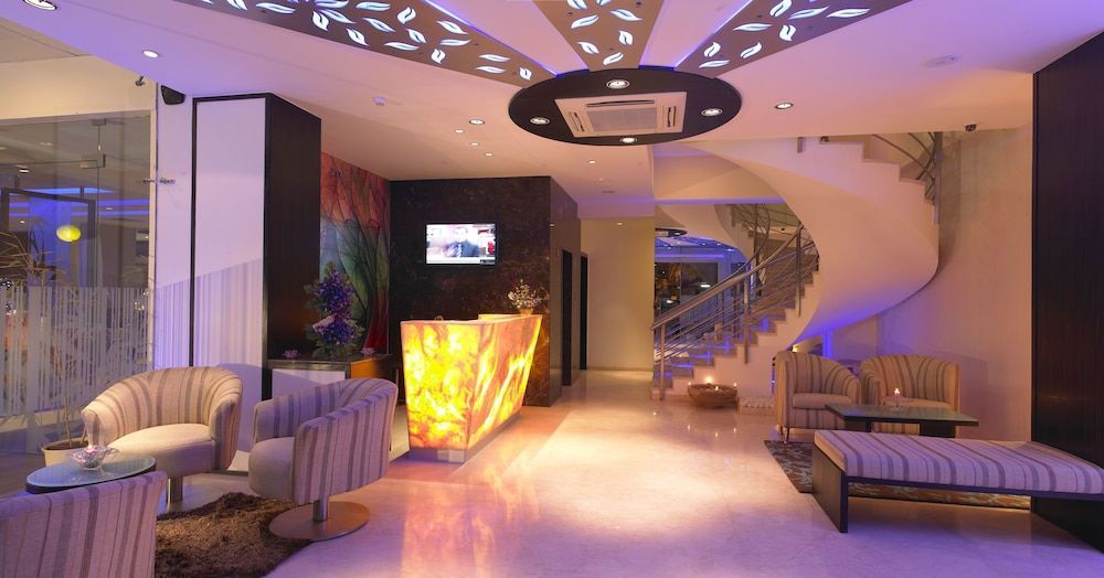 Blu Petal - A Business Hotel 2