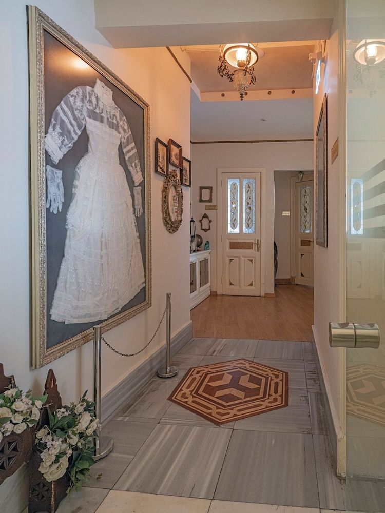 Ragip Pasha Apartments 2