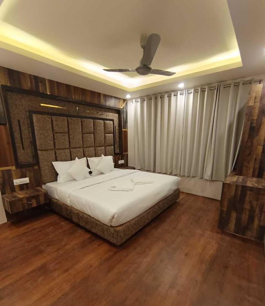 Hotel Khyber By Angl Wings 1