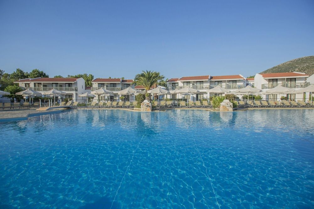 Golden Coast Hotel & Bungalows - All Inclusive 1